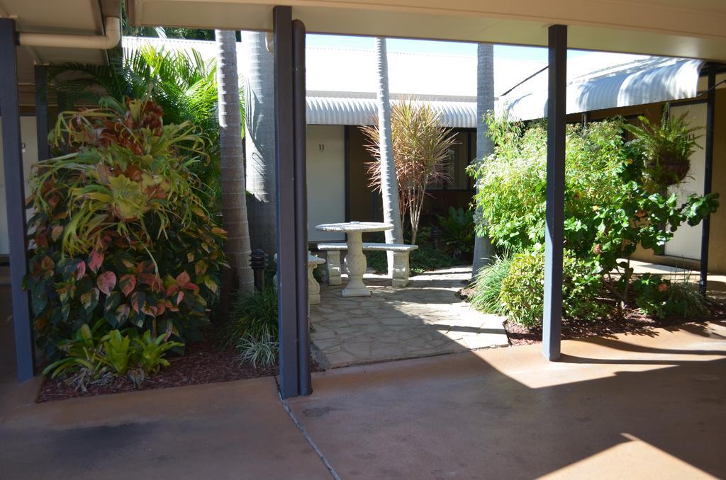 Rockhampton Palms Motor Inn Bagian luar foto