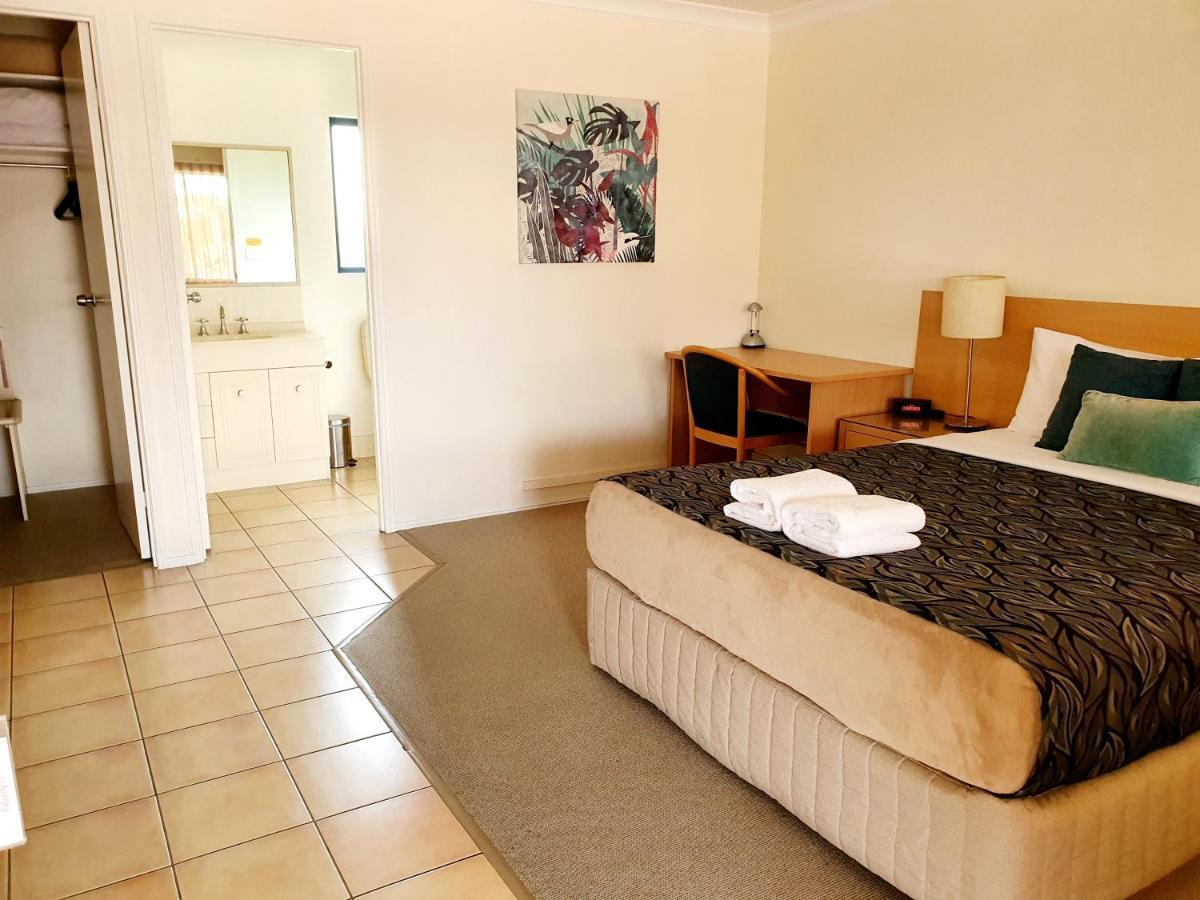Rockhampton Palms Motor Inn Bagian luar foto