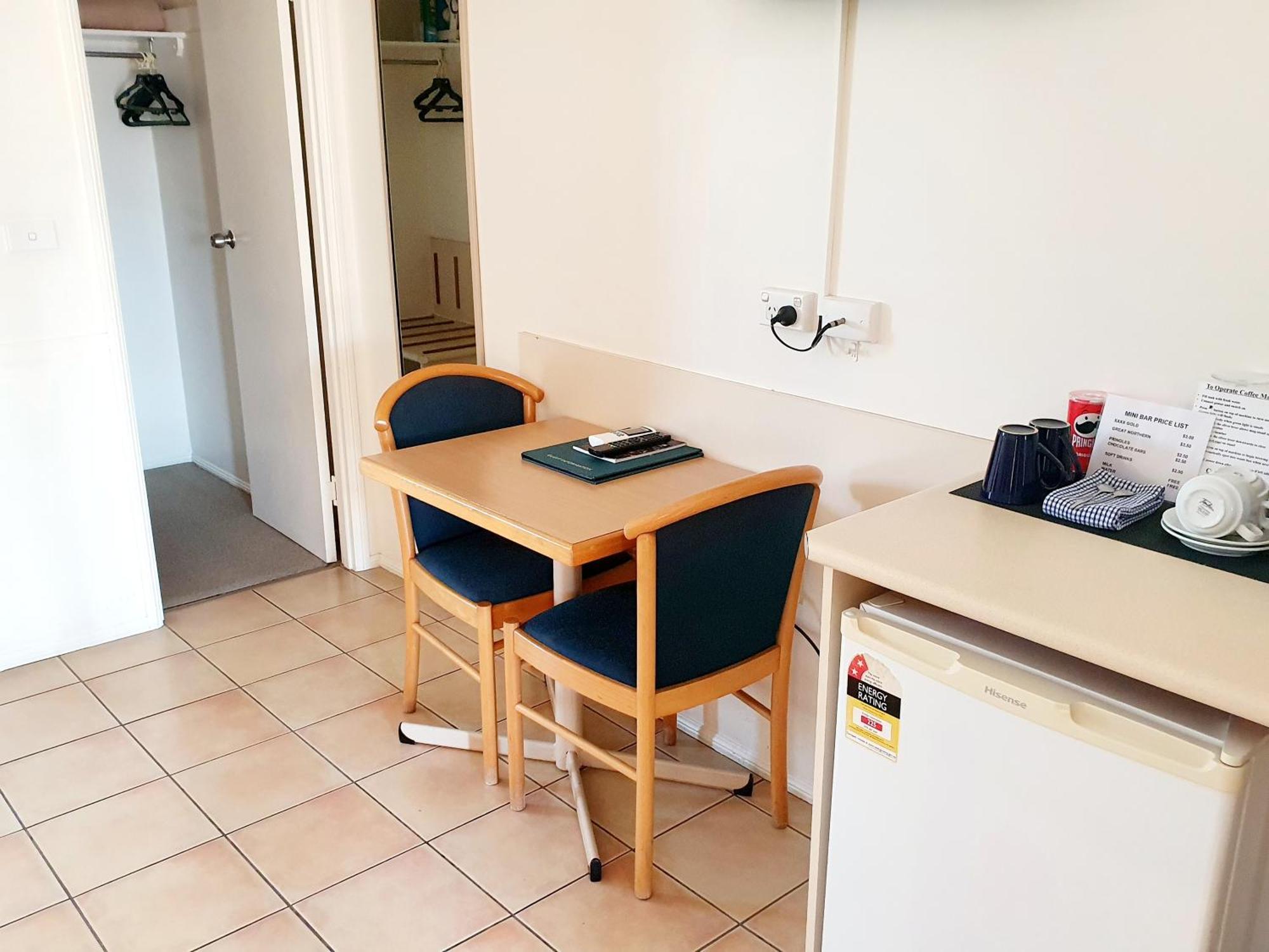 Rockhampton Palms Motor Inn Ruang foto