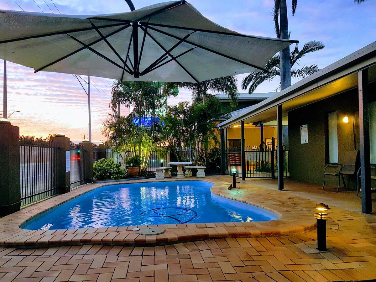 Rockhampton Palms Motor Inn Bagian luar foto