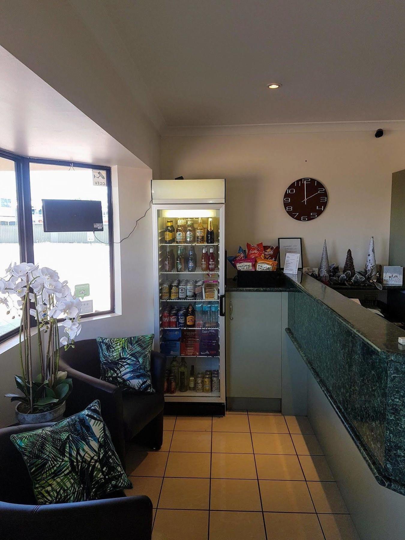 Rockhampton Palms Motor Inn Bagian luar foto