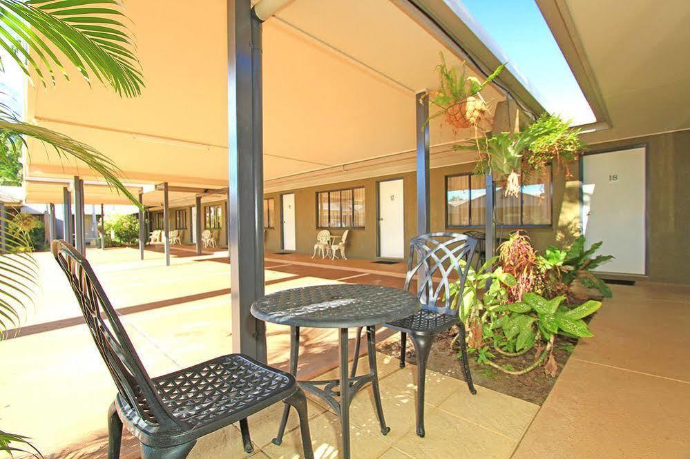 Rockhampton Palms Motor Inn Bagian luar foto